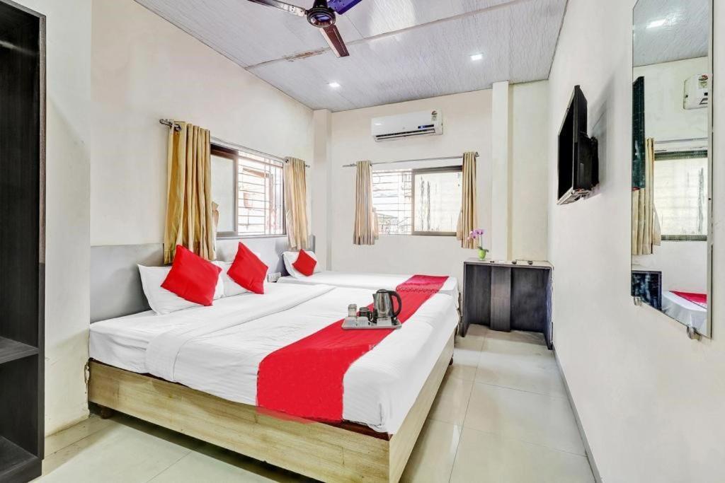 Hotel Kailash Park- Near International Airport Bombay Esterno foto
