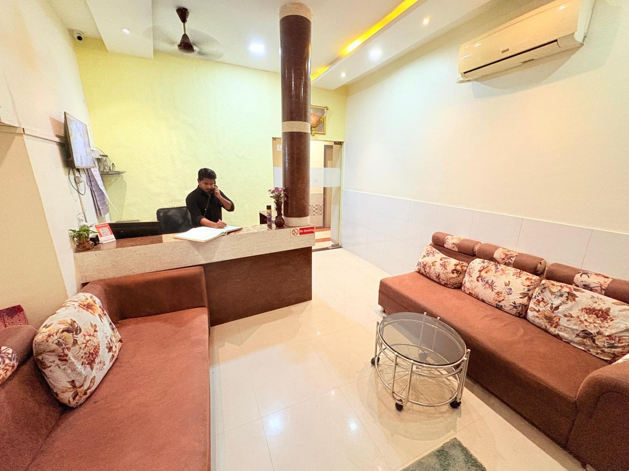 Hotel Kailash Park- Near International Airport Bombay Esterno foto